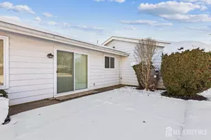 180-B Mimosa Plaza Plaza, Monroe Township, NJ 08831 - Photo 26
