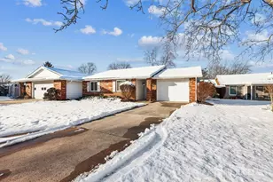 180-B Mimosa Plaza Plaza, Monroe Township, NJ 08831 - Photo 8