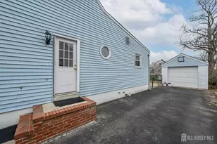 1 Ovington Ave, Edison, NJ 08817 - Photo 36