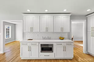 179 Fleet Ave, Edison, NJ 08820 - Photo 14