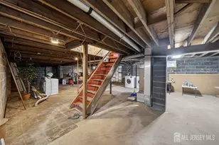 269 Rosewood Ln, Port Reading, NJ 07064 - Photo 26