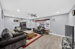 269 Rosewood Ln, Port Reading, NJ 07064 - Photo 6