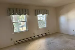 413 Oxford Ln, Monroe Township, NJ 08831 - Photo 12