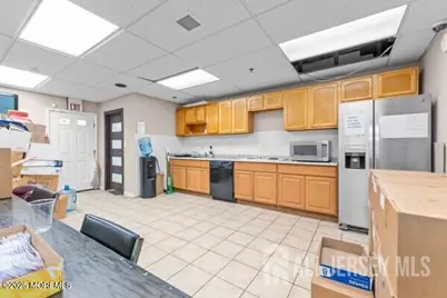 100 W Pond Road, Perth Amboy, NJ 08861 - Photo 8