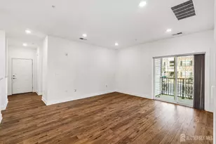 714 Stiller Ln, Monroe Township, NJ 08831 - Photo 4