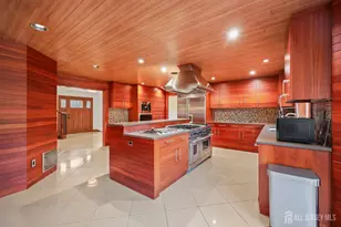 268 268 Matchaponix Ave, Monroe Township, NJ 08831 - Photo 22