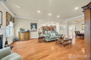 19 Torrey Pines Dr, Monroe Township, NJ 08831 - Photo 16