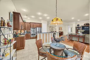 19 Torrey Pines Dr, Monroe Township, NJ 08831 - Photo 20