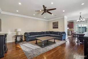 60 Thornall St, Carteret, NJ 07008 - Photo 8