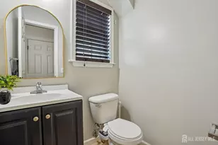 60 Thornall St, Carteret, NJ 07008 - Photo 18