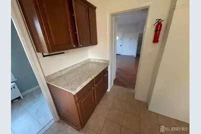 577 Rahway Avenue #Studi, Woodbridge Township, NJ 07095 - Photo 6