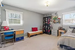 25 Henry St, East Brunswick Township, NJ 08816 - Photo 16