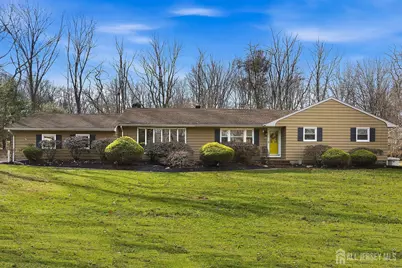 25 Henry Street, East Brunswick Township, NJ 08816 - Photo 2