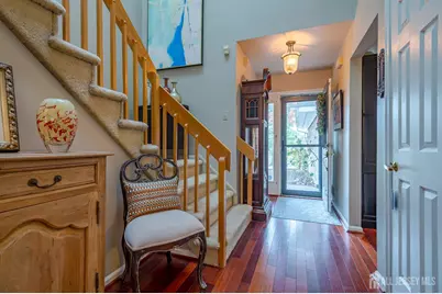 32 Springwood Court, South Brunswick Township, NJ 08540 - Photo 4