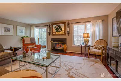 32 Springwood Court, South Brunswick Township, NJ 08540 - Photo 10