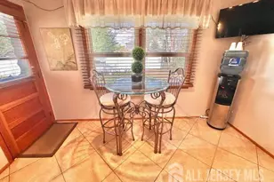 20 Gillen Dr, Sayreville, NJ 08859 - Photo 16