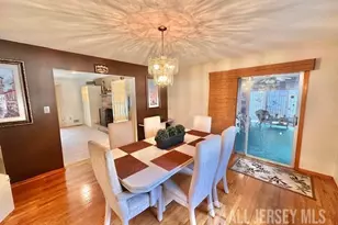 20 Gillen Dr, Sayreville, NJ 08859 - Photo 10