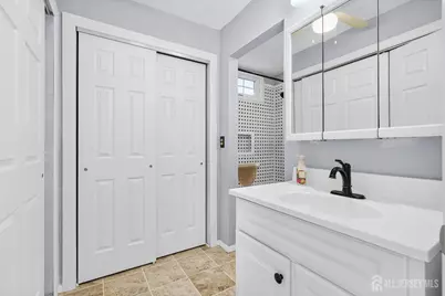 801 Pompton Road #B, Monroe Township, NJ 08831 - Photo 24