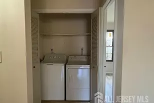 1709 Woodbridge Commons Way Way, Iselin, NJ 08830 - Photo 14