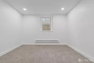20 Linden Ct, Jersey City, NJ 07305 - Photo 26