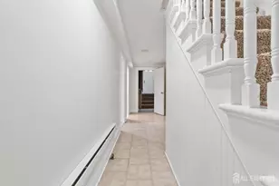 20 Linden Ct, Jersey City, NJ 07305 - Photo 22