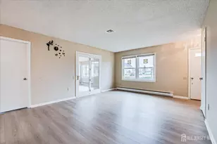 129 Providence Way, Monroe Township, NJ 08831 - Photo 2