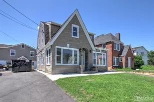 8 Dolan Ave, Sayreville, NJ 08859 - Photo 16