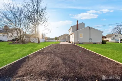 2512 Maple Avenue, South Plainfield, NJ 07080 - Photo 4