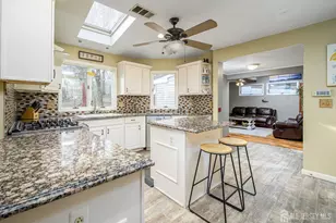 13 King St, Edison, NJ 08820 - Photo 8