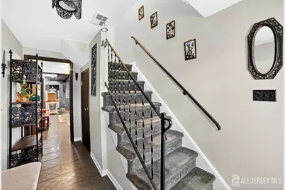 307 Sutton Street, Perth Amboy, NJ 08861 - Photo 4