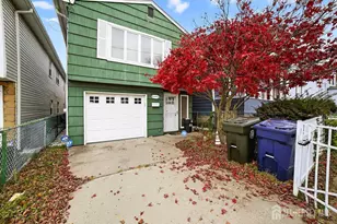 307 Sutton St, Perth Amboy, NJ 08861 - Photo 2