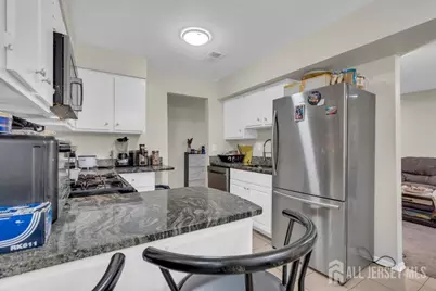 603 Green Hollow Drive #603, Iselin, NJ 08830 - Photo 6