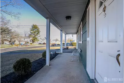 15 Newkirk Road, Franklin Township, NJ 08873 - Photo 2