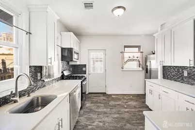 370 4th Street, South Amboy, NJ 08879 - Photo 10