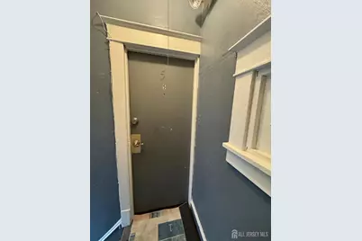 312 N 3rd Avenue, Highland Park, NJ 08904 - Photo 2