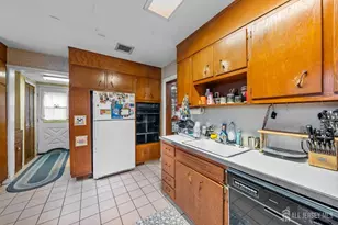 12 Vine St, Jamesburg, NJ 08831 - Photo 12