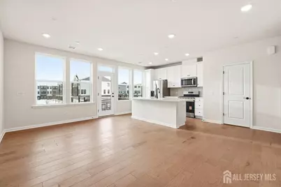 216 Jessie Place, New Brunswick, NJ 08901 - Photo 2