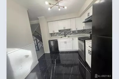 14 James Cubberly Court, Trenton, NJ 08610 - Photo 10