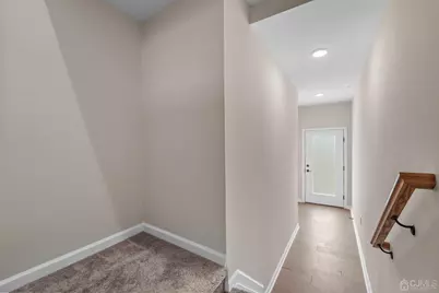 119 Lyla Lane, New Brunswick, NJ 08901 - Photo 4