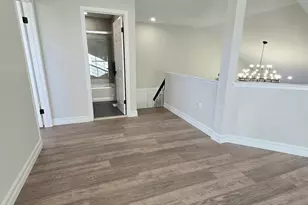 14 Canterbury Dr, Monroe Township, NJ 08831 - Photo 16