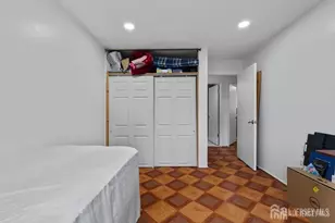 251 Kempsey Dr, North Brunswick Township, NJ 08902 - Photo 14