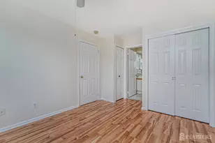 212 Blew Ct, East Brunswick Township, NJ 08816 - Photo 10