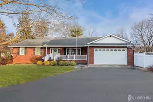 34 Vanderbilt Ave, Milltown, NJ 08850 - Photo 2