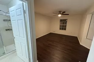 93 Caitlin Ct, Franklin Township, NJ 08823 - Photo 10