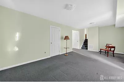 651 Franklin Drive, Perth Amboy, NJ 08861 - Photo 8