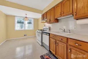 651 Franklin Dr, Perth Amboy, NJ 08861 - Photo 18