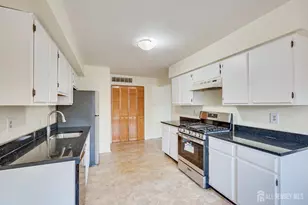 707 Edison Glen Terrace, Edison, NJ 08837 - Photo 14