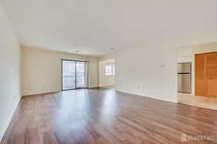 707 Edison Glen Terrace, Edison, NJ 08837 - Photo 4