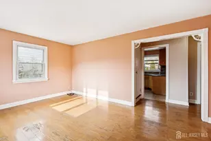 61 Duley Ave, Edison, NJ 08817 - Photo 4