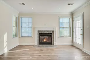 114 Longfield Ct, East Brunswick Township, NJ 08816 - Photo 4